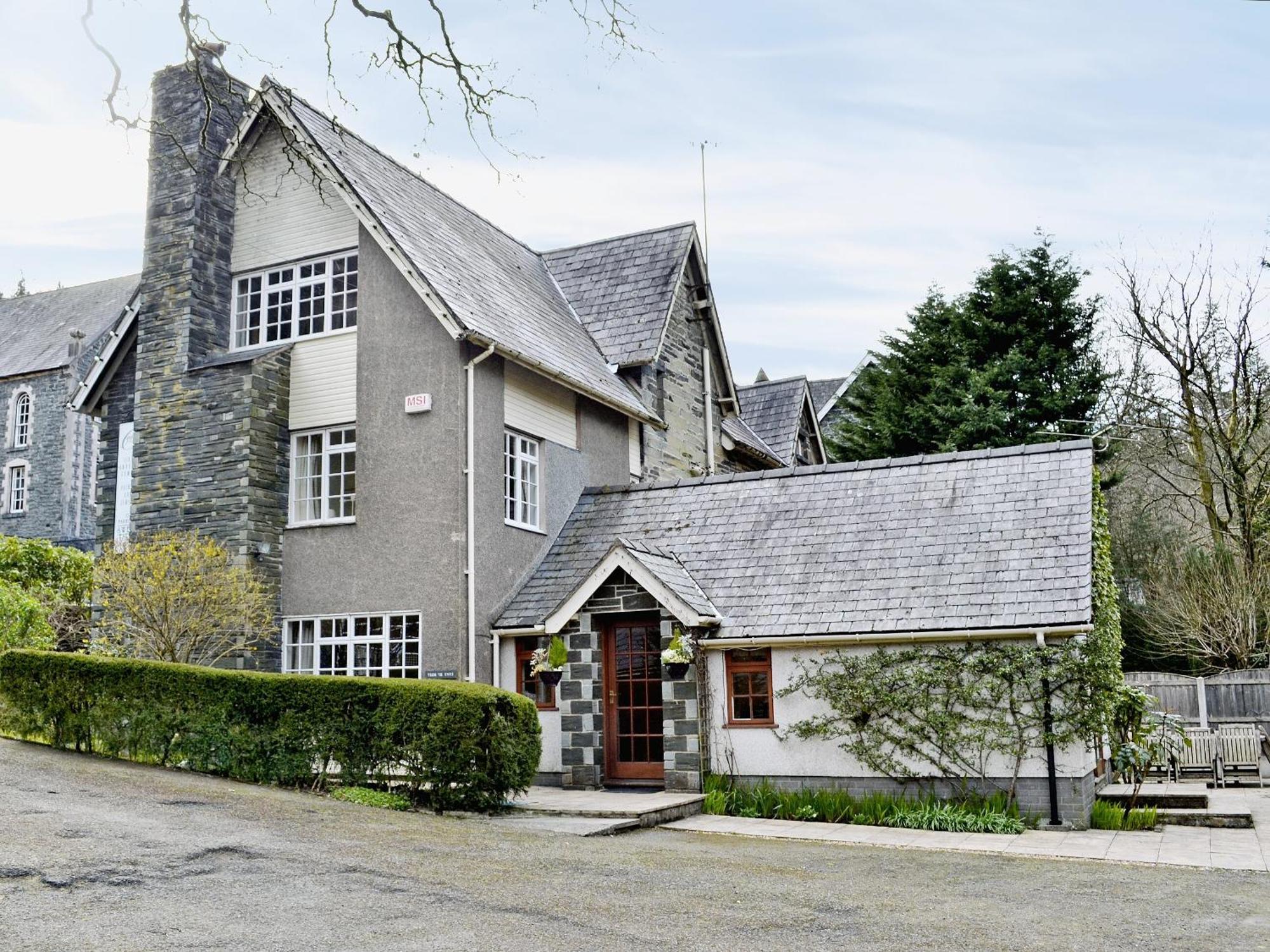 Trem Yr Ynys Villa Бетс-и-код Екстериор снимка